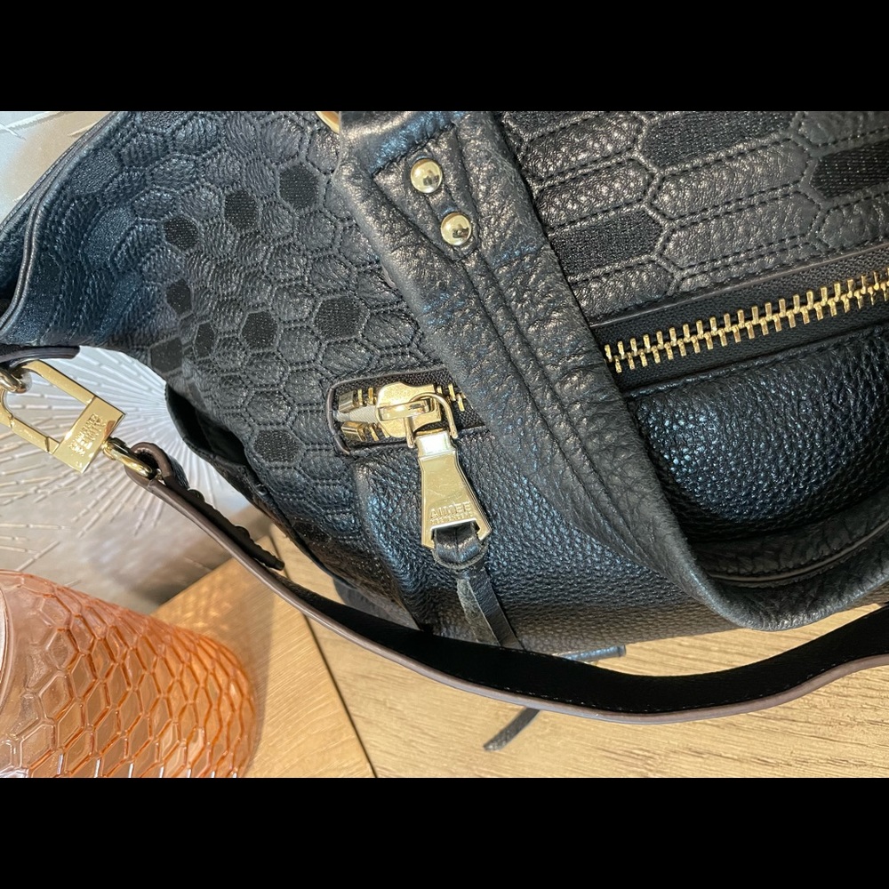 Aimee Kerstenberg tote with cross body strap - Picture 2 of 11